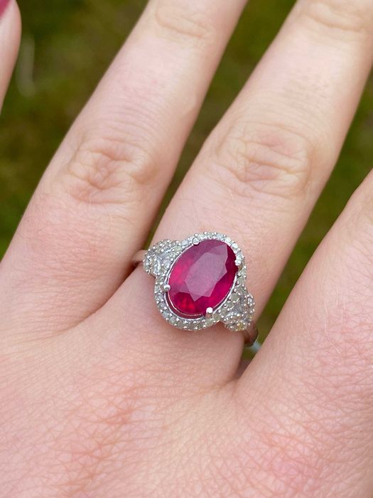 Srebrny pierścionek z naturalnym Rubinem i Diamentami!!!