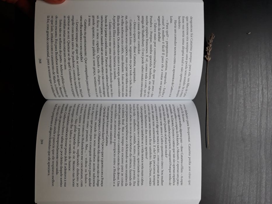 Livro: Catarina de Bragança Rainha e Esposa Humilhada - Hilda Lewis