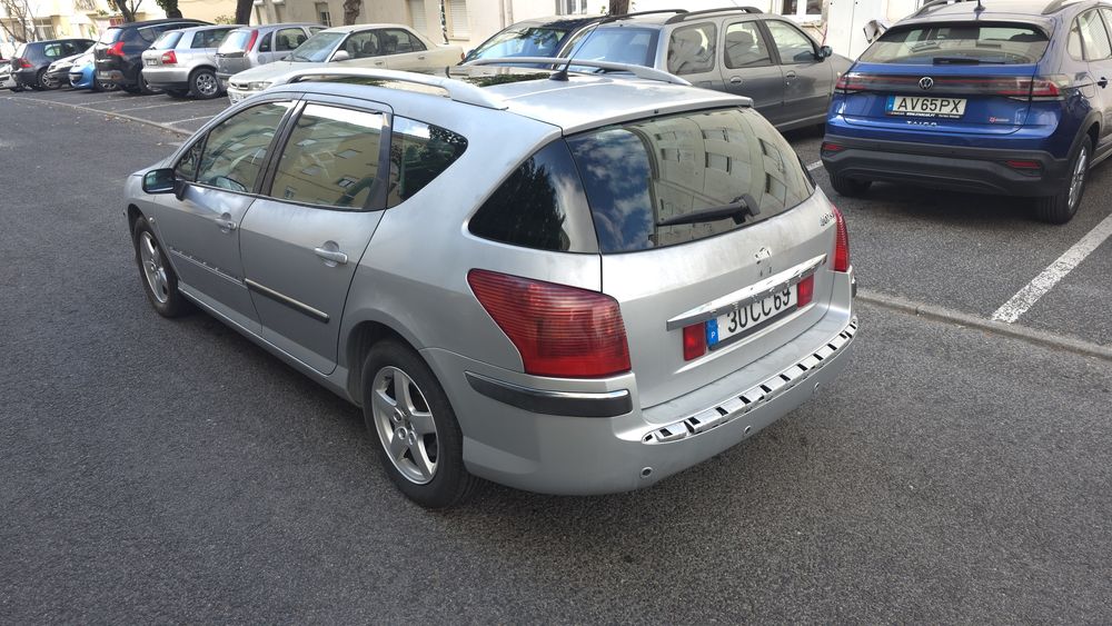 Vende se Pegueot 407 sw