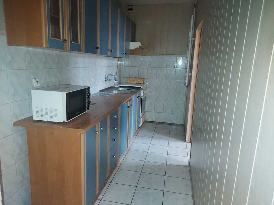 2 pokoje do odnowienia z rozprowadzonym CO w Śródmieściu