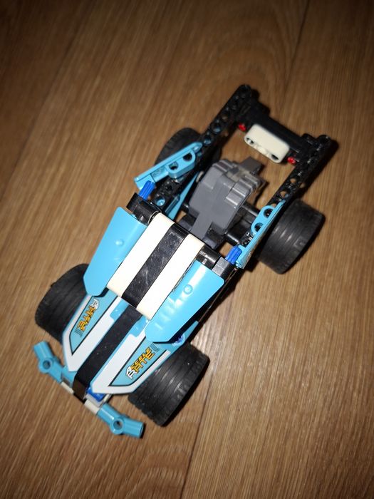 Lego technic 42059 трюкова вантажівка лего технік оригінал