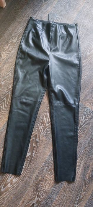 Чорні брюки Zara кожзам
