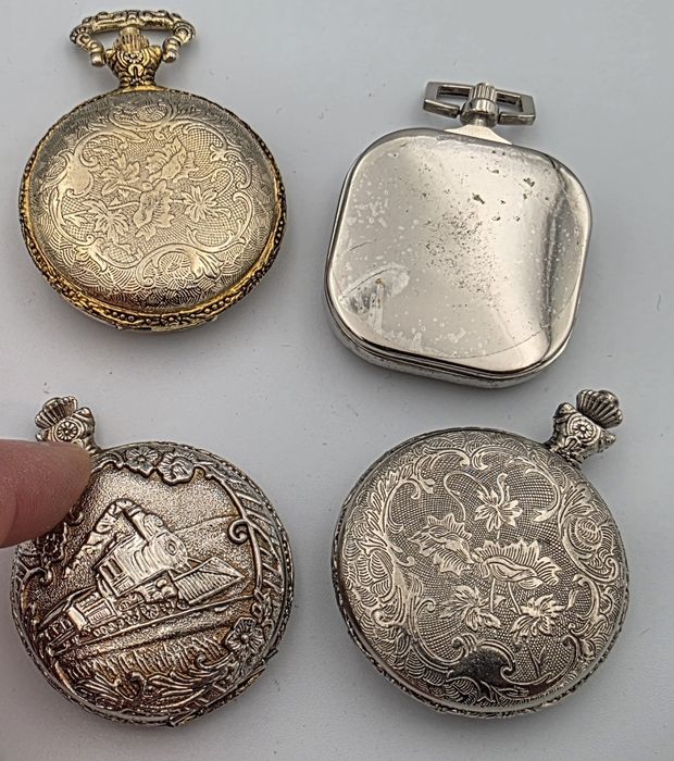 Zestaw 4 zegarkow kieszonkowych Monte Carlo Domi mechaniczne nakręcane