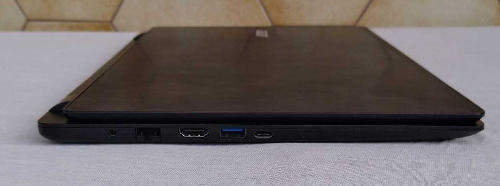 Acer V13 V3-372 13,3"/ i5-6200U/ HDD 512GB/ 8 GB RAM/ Intel HD520