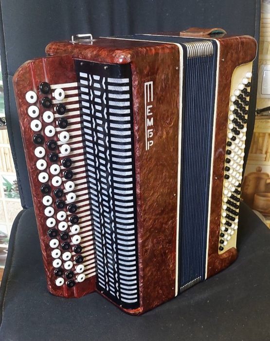 Баян Тембр продам