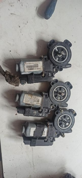 Моторчики стіклопійомників Рено меґан 2 Рено сценік2