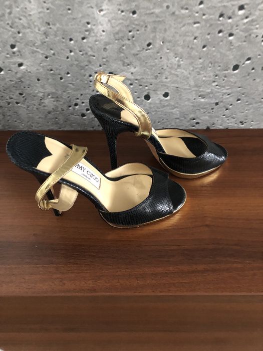 Продам босоножки JIMMY CHOO