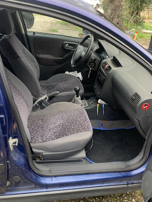 Opel corsa C 1.2 ano 2003