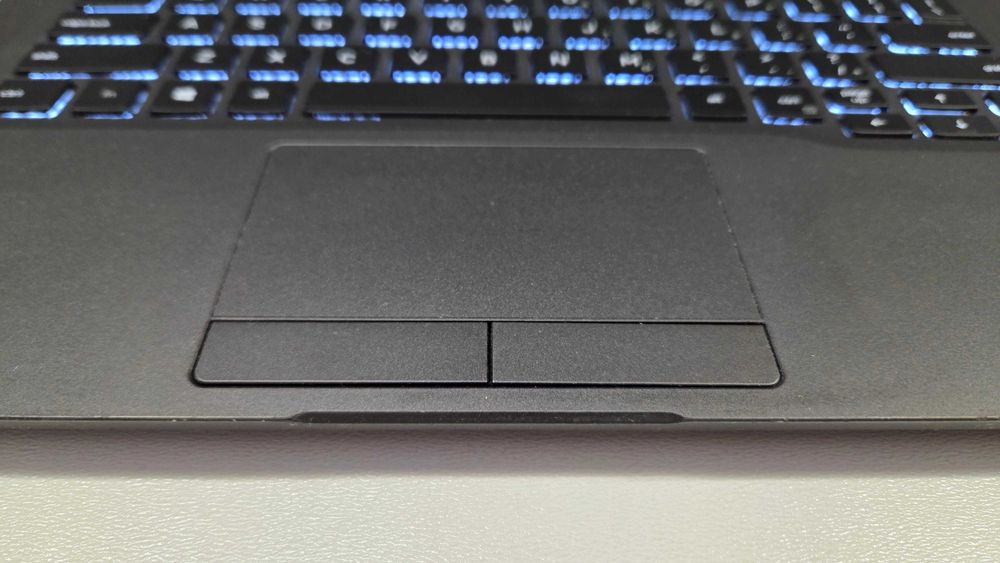 Dotykowy Dell Latitude 7400 i5 8-Gen ram 16GB dysk 256SSD FHD Laptop