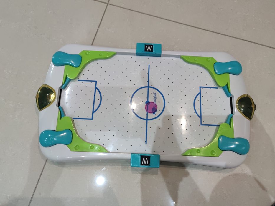 Go air futboll ( futbol de mesa que solta ar )