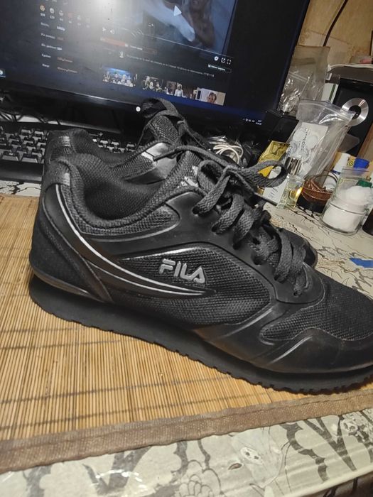 Кросівки Fila 42, 41 супер стан