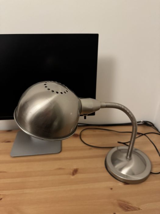 Metalowa lampka biurkowa Ikea industrialna srebrna