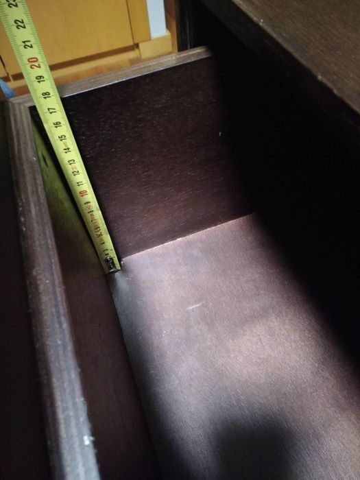 Cómoda com 3 gavetas