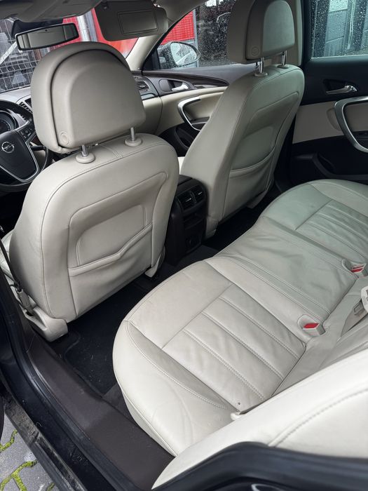 Insignia a cala na czesci 2.0 cdti kod lakieru Z22C