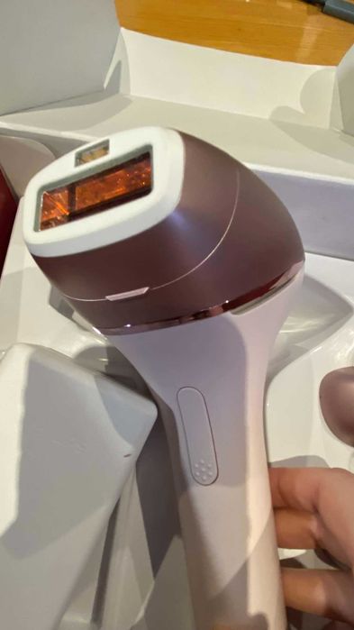 Depilator PHILIPS Lumea 9900 IPL BRI973/00 SenseIQ Czujnik SmartSkin