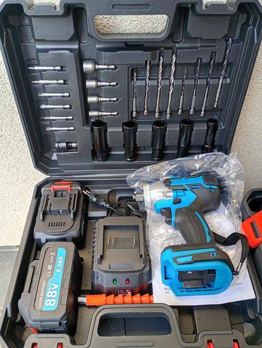 Акумуляторний інструмент