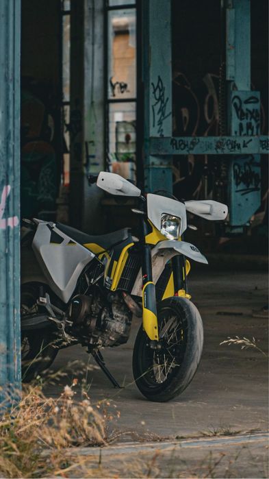 Husqvarna 701 supermoto 2022