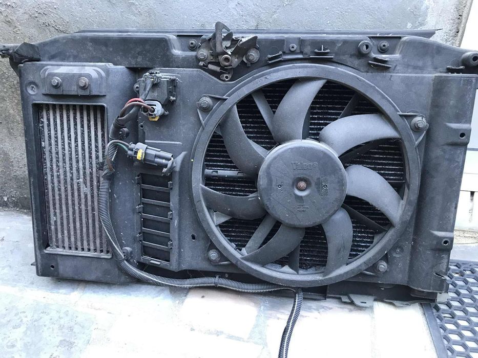 Peças Citroen C4 I Porta Caixa Farolins Mala