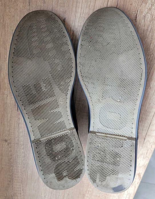 Туфлі чол. 42 сірі