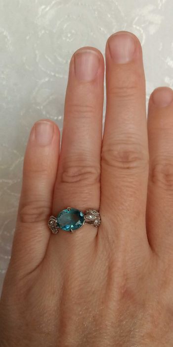 pierścionek srebrny cyrkonie niebieski