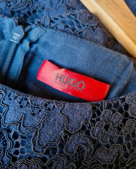 Hugo Boss sukienka