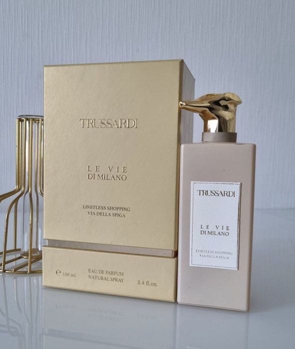 Trussardi Limitless Shopping Via Della Spiga