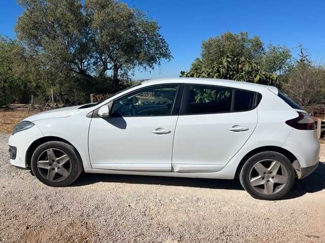 Renault Mégane 2015, 5 portas