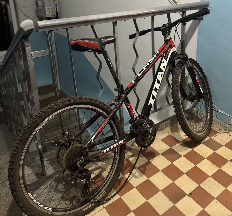 Продам велосипед ровер Titan