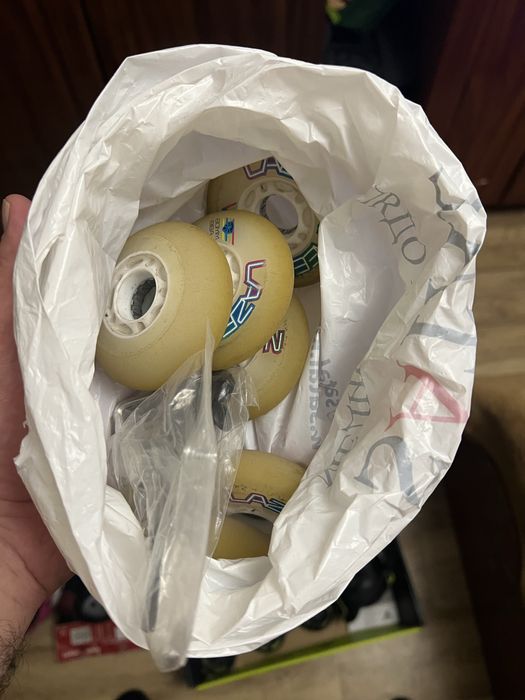 Ролікові ковзани Apex