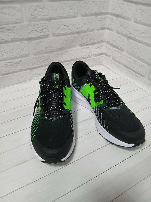 Чоловічі кросівки для бігу Nike Run Defy HM9594-006