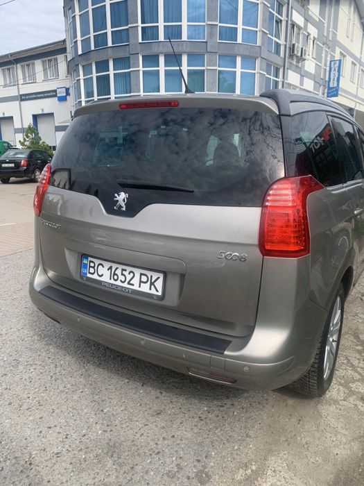Продам авто Пижо 5008