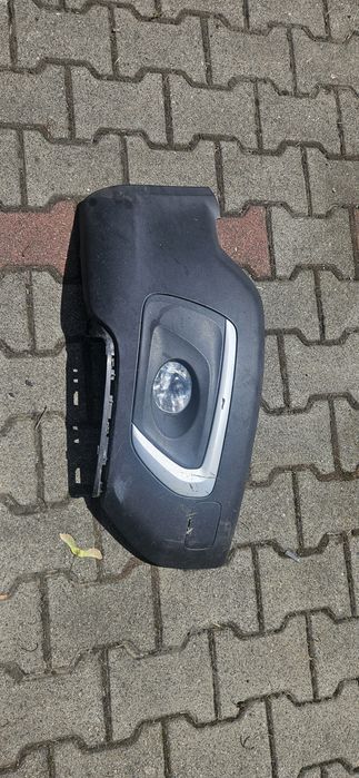narożnik zderzaka prawa strona  volvo xc70 2014