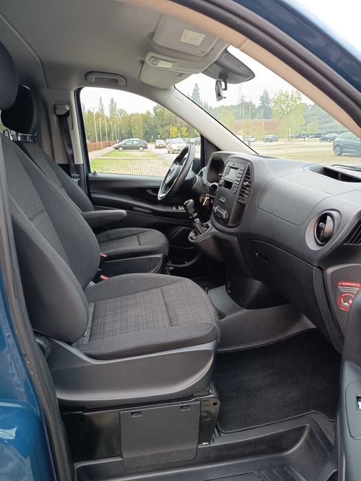 Mercedes-Benz Vito Tourer 116 CDi Extra longa foto 2