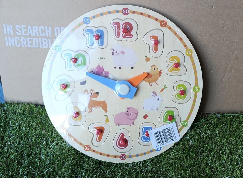 Brinquedos bebê e criança