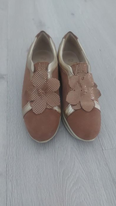 Ténis Seaside com flor