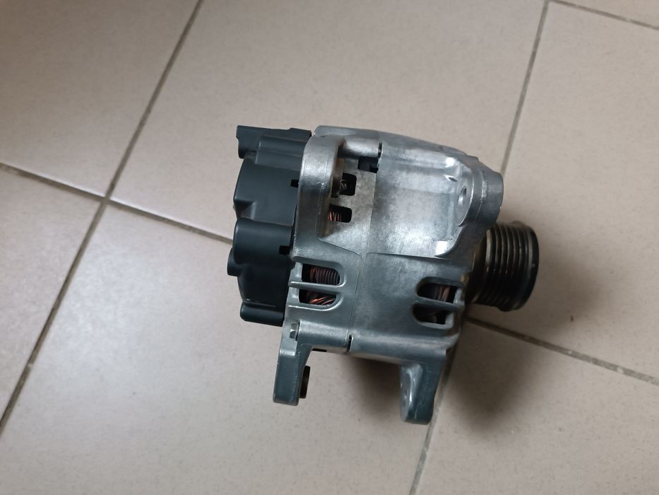 Генератор рено renault captur clio duster fluence  kangoo megane