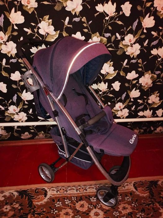 Б/у прогулочна коляска