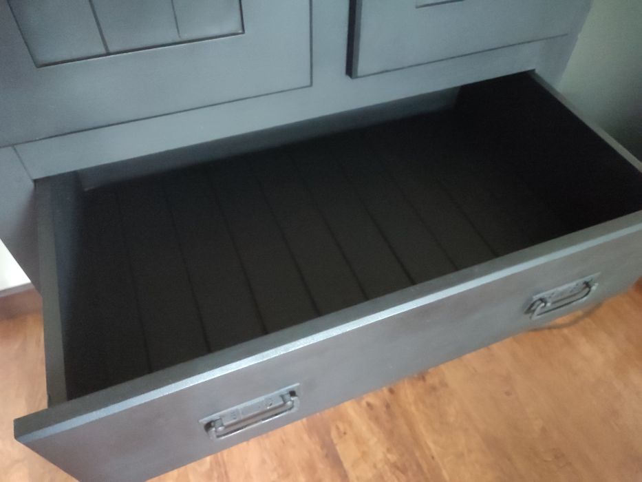 Conjunto móveis CERN (cómoda + mesas de cabeceira) - preto