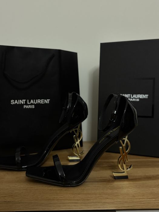 Szpilki Yves Saint Laurent