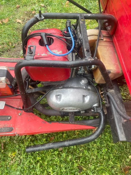 Грузовий Муравей туліца