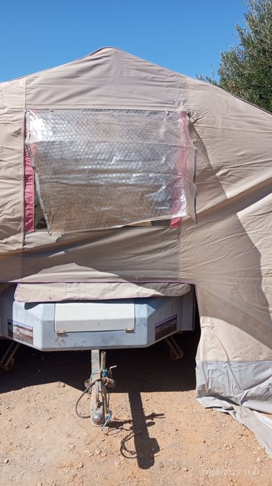 Auto tenda com avançado