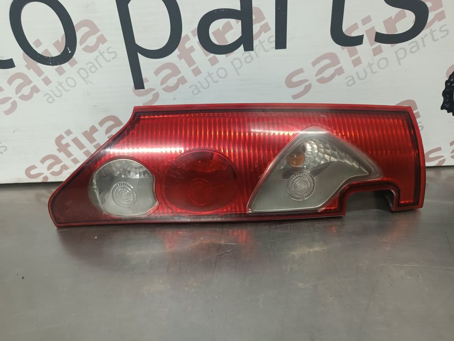 Farolim Esquerdo RENAULT KANGOO / GRAND KANGOO II - 8200419949