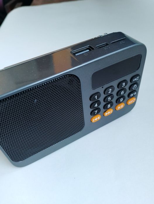 Радио плеер диктофон фонарик