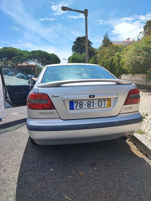 Volvo S40 16 Gasolina 2000 model