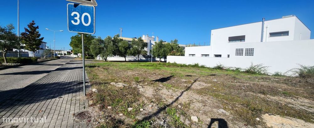 Lote unifamiliar, 416 m2 em Comeira - M.Grande ( LOTE 26 ) — Marinha Grande, Leiria