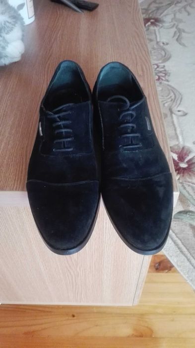 Чоловічі туфлі. Натуральна заамша. Італія.