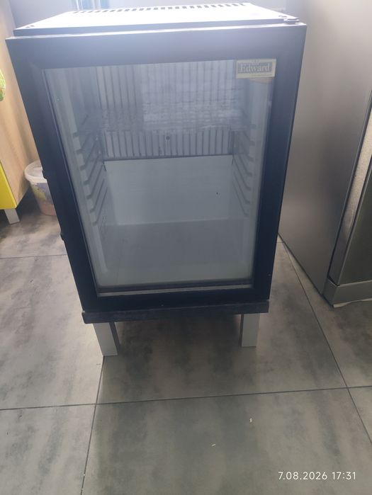 Witryna chłodnicza / mini barek