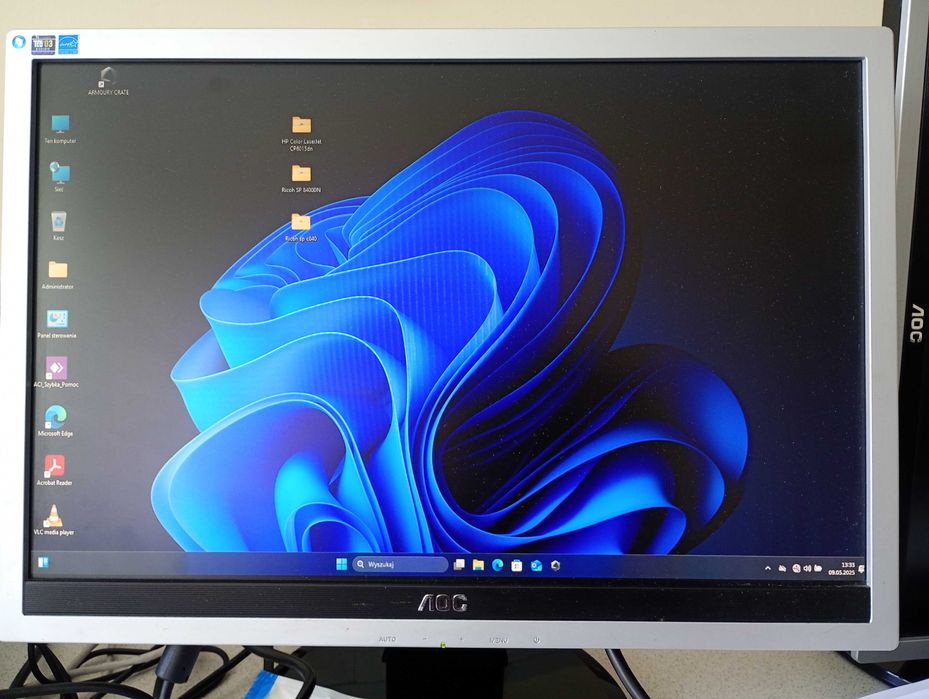 Monitor AOC 19"  2 sztuki