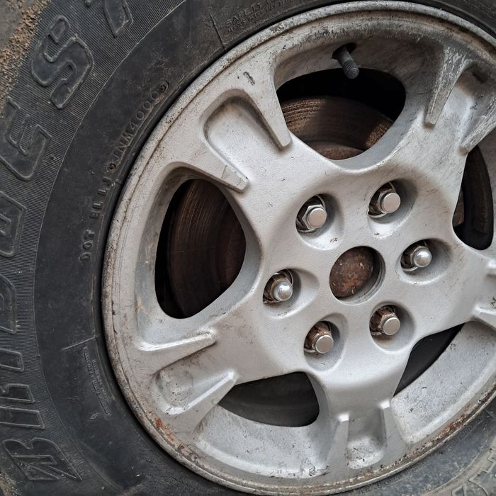 Felgi z oponami Mitsubishi Pajero