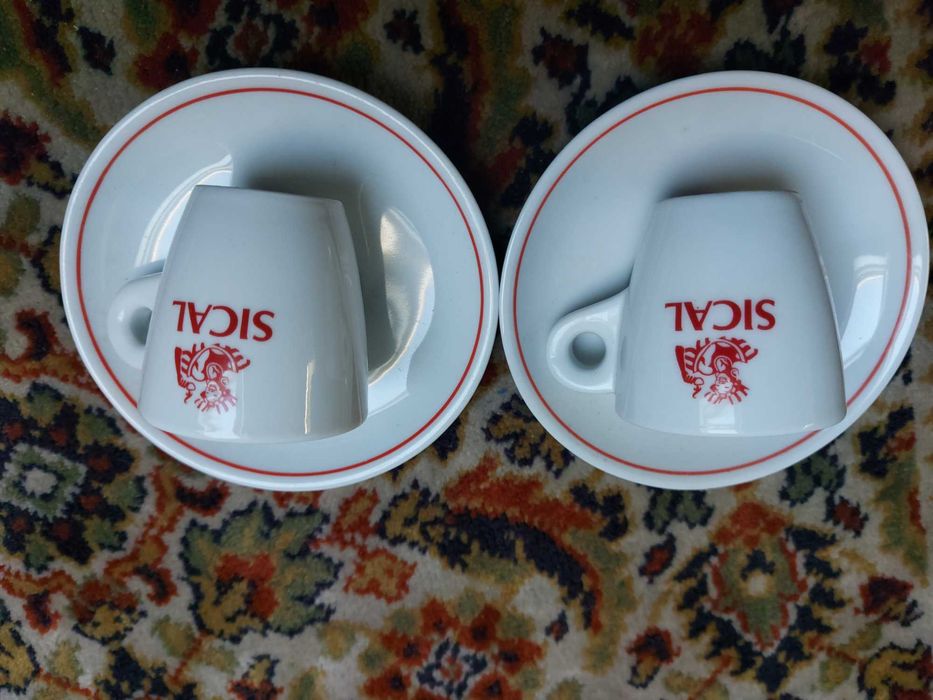 Duas chávenas café sical novas